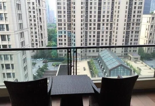 Rm 1304 T18 Luxe Xintiandi(4)
