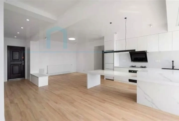 Rm 13B No 170 Jiashan Road(2)