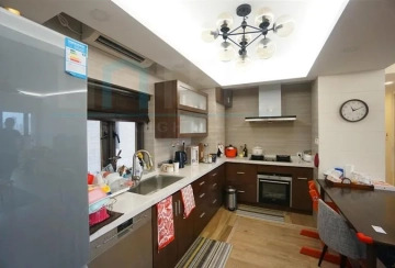 Rm 13E No 3 Ambassy Court(6)