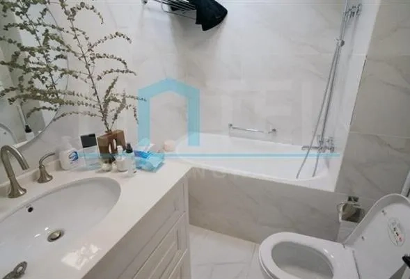 Rm 1401 No 7 Regent Garden(8)