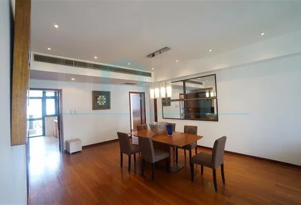 Rm 1402 No 1 Yanlord Garden(4)