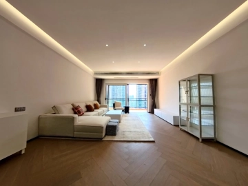 Rm 1402 No 11 Yanlord Garden III