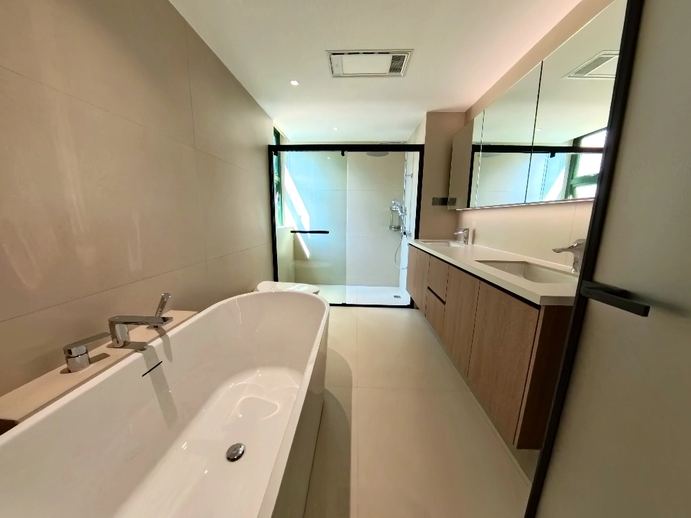 Rm 1402 No 11 Yanlord Garden(14)