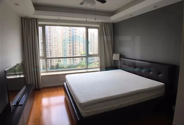Rm 1402 No 23 Yanlord Town(3)