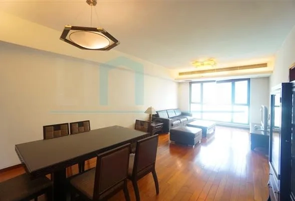 Rm 1402 No 5 Yanlord Garden