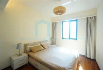 Rm 1402 No 5 Yanlord Garden(6)