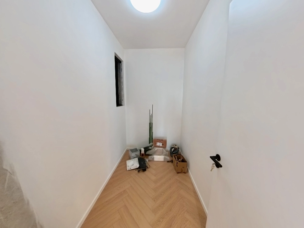 Rm 1403 No 32 Yanlord Garden I & II(17)