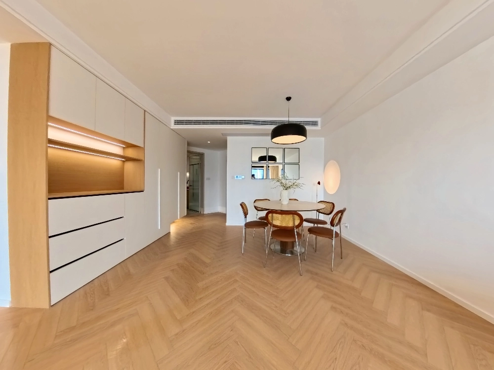 Rm 1403 No 32 Yanlord Garden I & II(5)