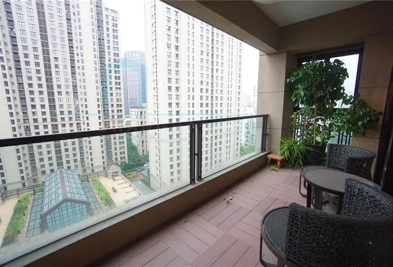 Rm 1501 No 18 Lakeville Regency(2)
