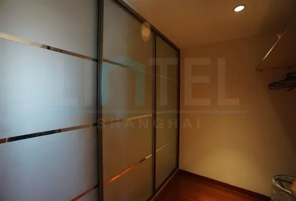 Rm 1501 No 3 Crystal Pavilion(8)