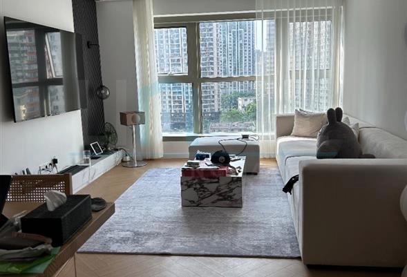 Rm 1501 No 3 Eight Park Avenue