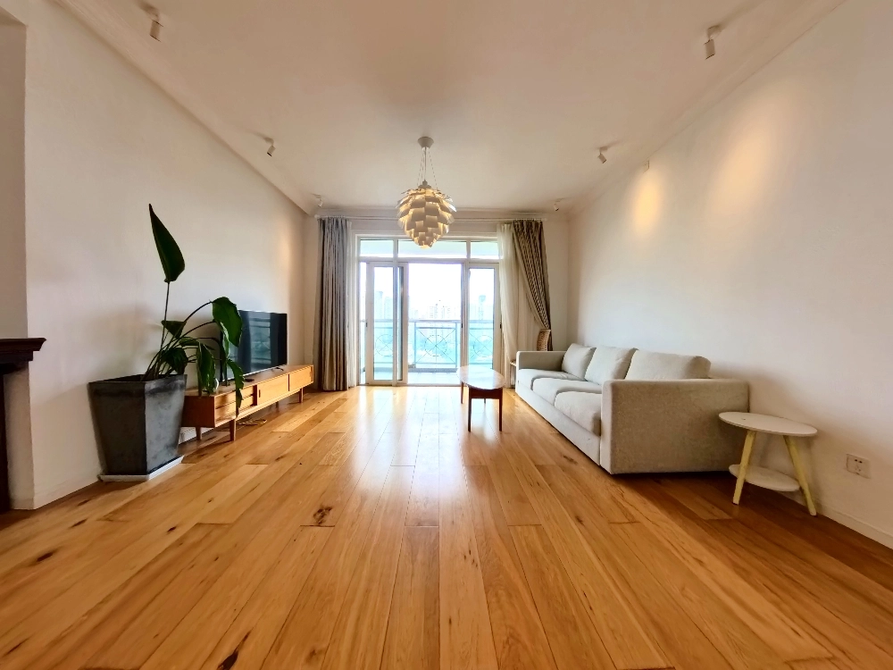 Rm 1501 Yueyang Apartments(2)