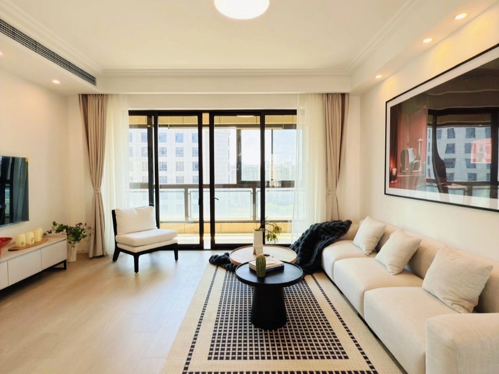 Rm 1502 No 10 Great Mansion(2)