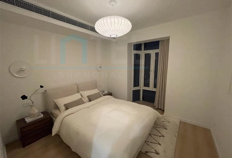 Rm 1502 No 18 Jing'an Riverside Garden(7)