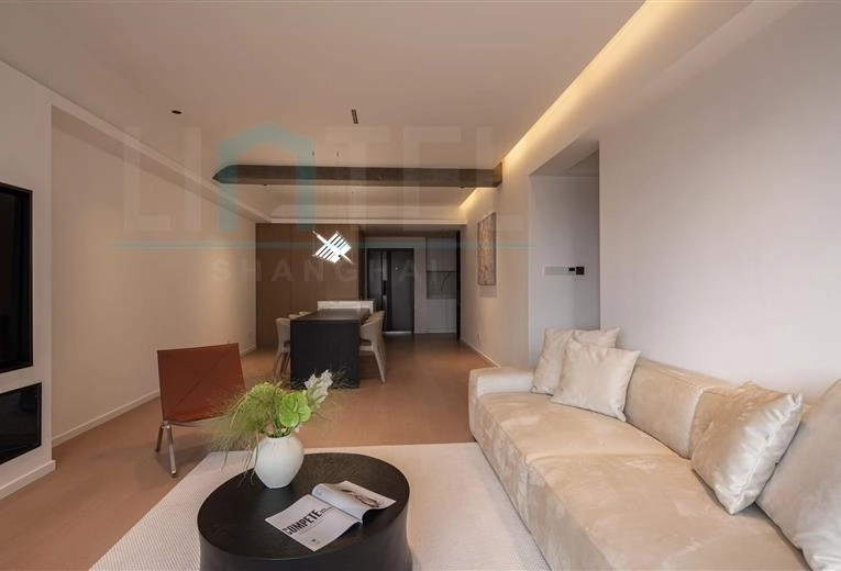 Rm 1502 No 9 Jing'an Four Seasons(2)