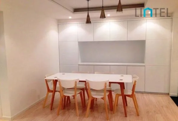 Rm 1505 No 10 Century Metropolis(3)