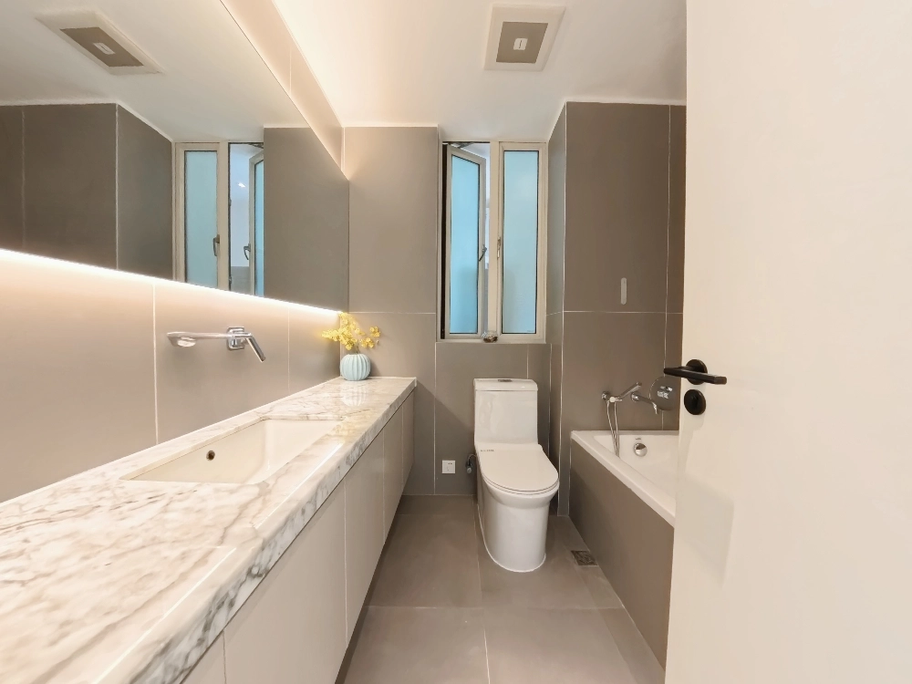 Rm 15A02 No 7 La Doll international(8)