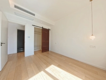 Rm 15A02 No 7 La Doll international(10)