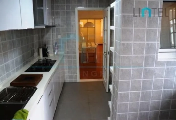Rm 15C No 1 Weihai Court(5)