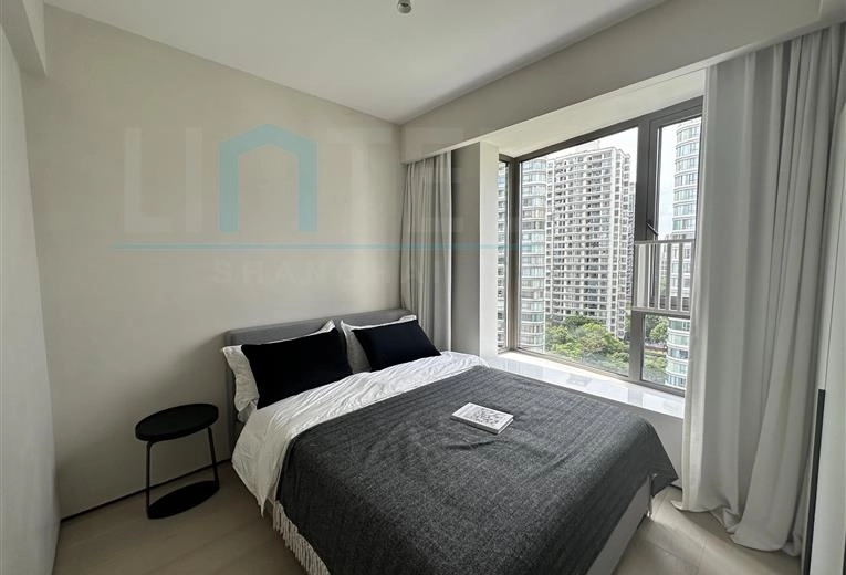 Rm 15C No D1 Top of City(10)