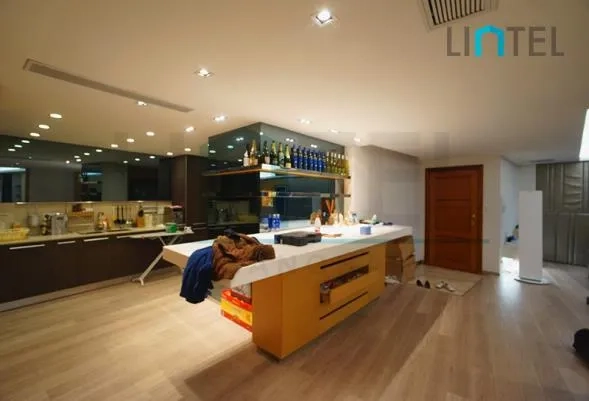 Rm 15D No 2 41 Hengshan Road(4)