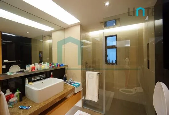 Rm 15D No 2 41 Hengshan Road(8)