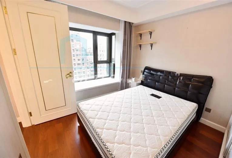Rm 1601 No 1 The Palace II(5)