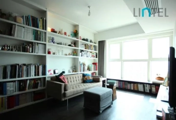 Rm 1601 No 2 Eight Park Avenue