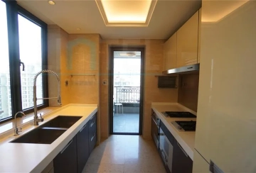 Rm 1601 No 2 The Palace I(4)
