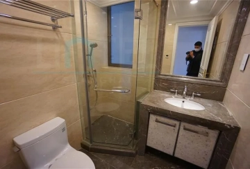 Rm 1601 No 2 The Palace I(9)