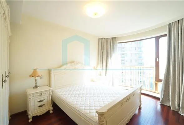 Rm 1601 No 25 Skyway Oasis Garden(3)