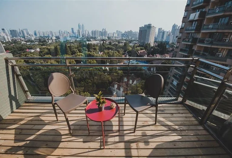 Rm 1601 No 3 Central Residence I(2)