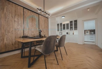Rm 1601 No 3 Central Residence I(5)