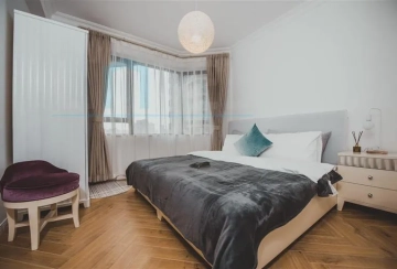 Rm 1601 No 3 Central Residence I(8)