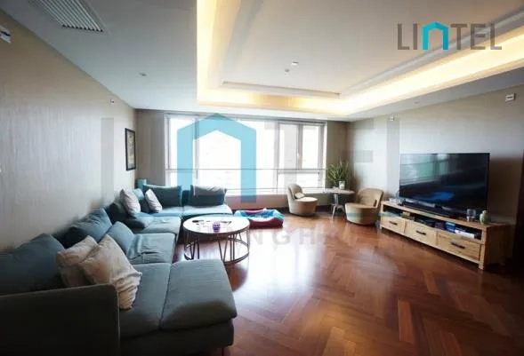 Rm 1601 No 3 The Paragon