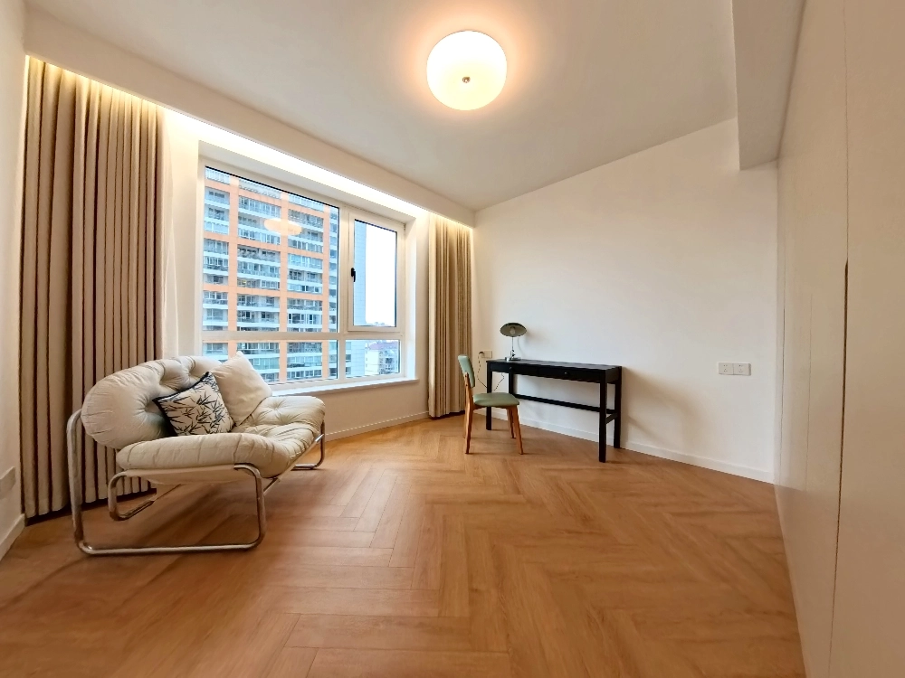 Rm 1601 No 5 Edifice(13)