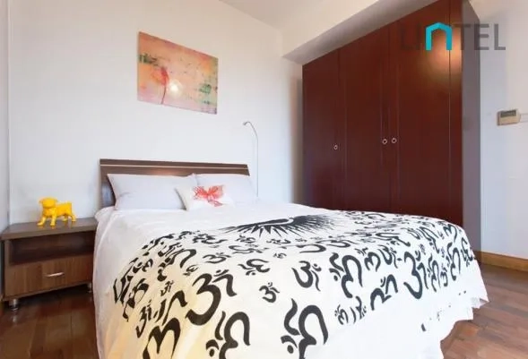 Rm 1601 No 7 First Block Avenue(11)