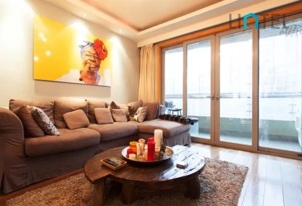 Rm 1601 No 7 First Block Avenue(2)