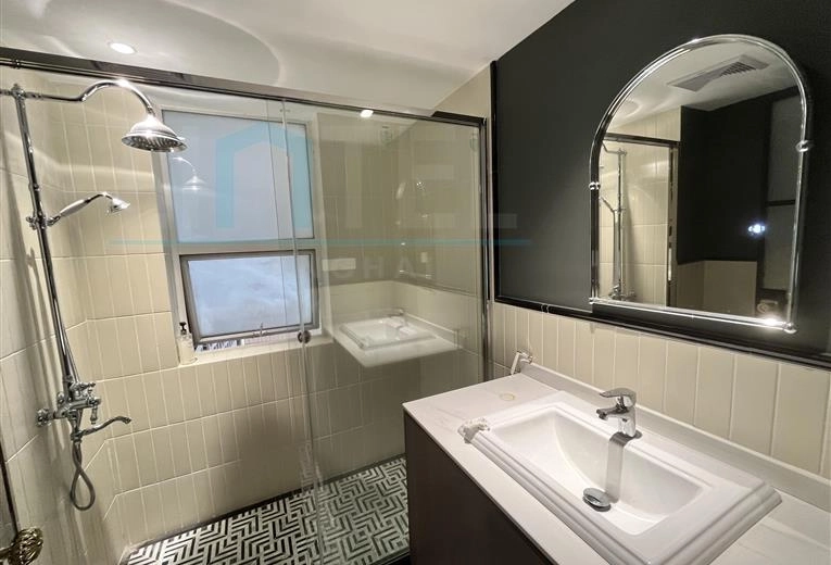 Rm 1601 No 7 Park View(7)