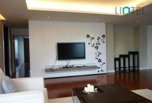 Rm 1601 No 9 Lakeville at Xintiandi(4)