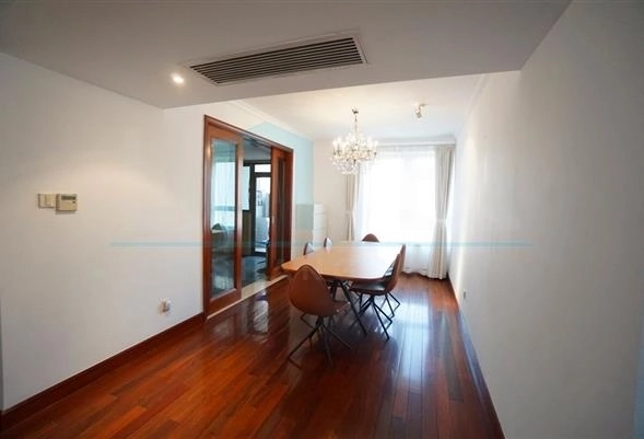 Rm 1601 No 9 Le Marquis(3)
