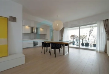 Rm 1602 No 3 Central Residence I(2)