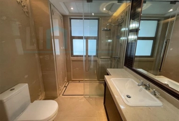 Rm 1602 No 3 Shanghai Bay Phase II(17)