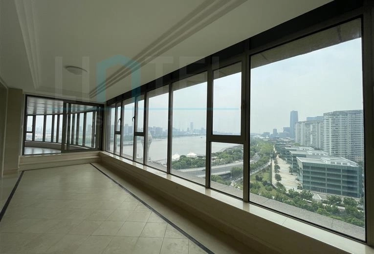 Rm 1602 No 3 Shanghai Bay Phase II(18)