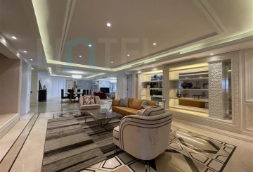 Rm 1602 No 3 Shanghai Bay Phase II(4)