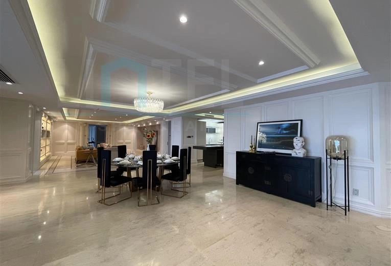 Rm 1602 No 3 Shanghai Bay Phase II(5)