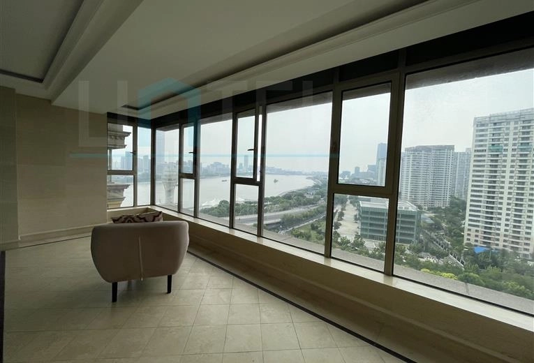 Rm 1602 No 3 Shanghai Bay Phase II(10)