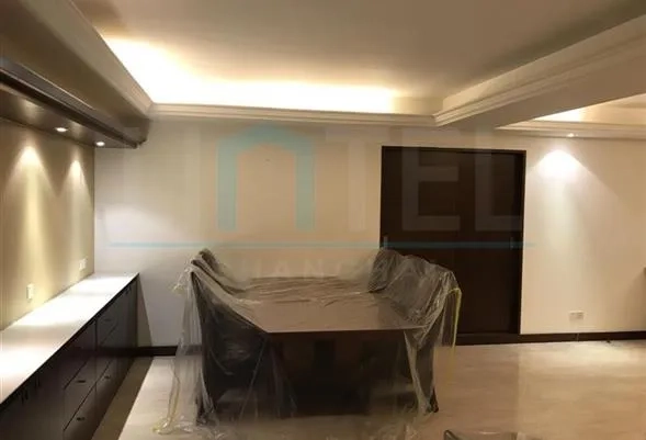 Rm 1602 No 5 Park View(2)