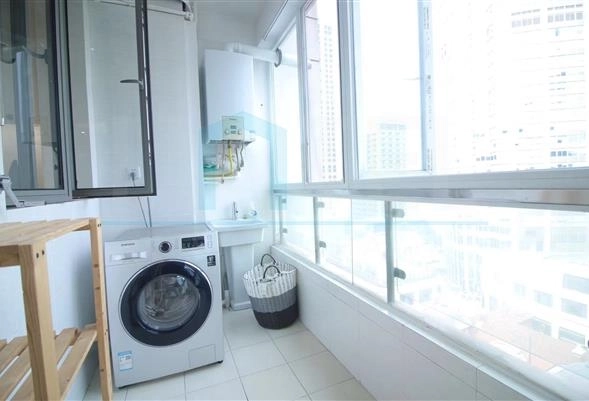 Rm 1602 No W6 Top of City(15)