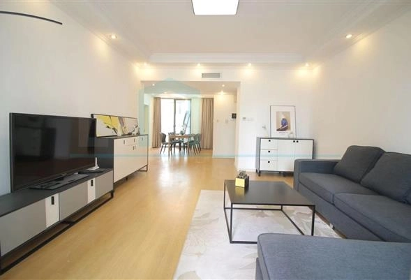 Rm 1602 No W6 Top of City(3)